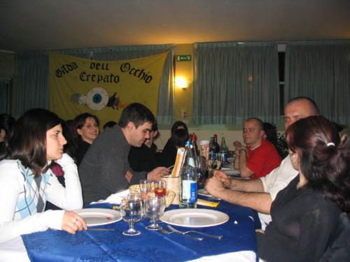 CenaTiraQuandoOra20050011